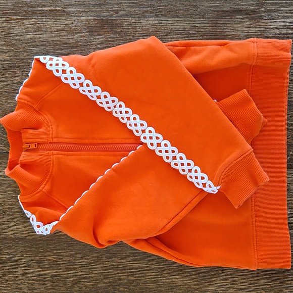 Janie & Jack Orange Sweatshirt With White Lace Detail On Sleeves, Girls Size 3 - Picture 4 of 9